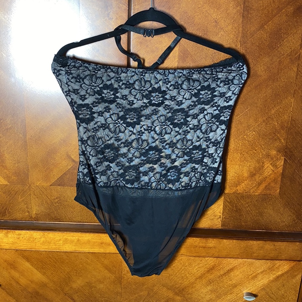 ❤️‍🔥Women’s 2X lingerie halter top bodysuit NWOT